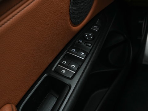 BMW X6 M50d M-Sportpack Aut. *PANO | LEATHER | FULL-LED | HARMAN/KARDON-SURROUND | MEMORY-PACK | TOPVIEW | HEAD-UP | NAVI-FULLMAP | SHIFT-PADDLES | CRUISE | HEATED-SPORTSEATS | 20''ALU*