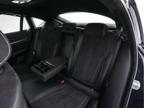 BMW X6 xDrive30d High Executive Design-Edition-Extravagance Aut. *PANO | LEATHER-ALCANTARA | FULL-LED | MEMORY-PACK | HEAD-UP | HIFI-SOUND | KEYLESS | DAB+ | BLIND-SPOT | CAMERA | HEATED-SPORTSEATS | SHIFTPADDLES | SOFTCLOSE | TOWBAR | 20''ALU*