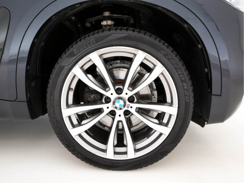 BMW X6 xDrive30d High Executive Design-Edition-Extravagance Aut. *PANO | LEATHER-ALCANTARA | FULL-LED | MEMORY-PACK | HEAD-UP | HIFI-SOUND | KEYLESS | DAB+ | BLIND-SPOT | CAMERA | HEATED-SPORTSEATS | SHIFTPADDLES | SOFTCLOSE | TOWBAR | 20''ALU*