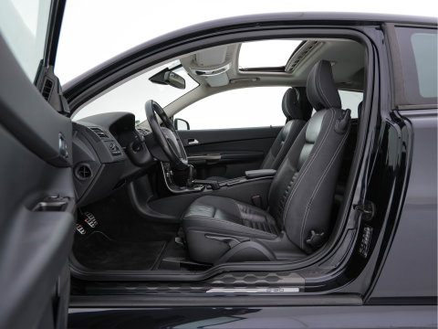 Volvo C30 1.6 D2 R-Design Luxury-Line *PANO | BI-XENON | LEATHER-FABRIC | NAVI-FULLMAP | HEATED-SPORTSEATS | ECC | CARBON-INLAY | PDC | PREMIUM-AUDIO | CRUISE | 17''ALU*
