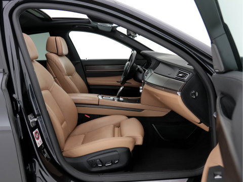 BMW 7 Serie 740d xDrive M-Sportpack Aut. *PANO | LEATHER | FULL-LED | TOPVIEW | NAVI-FULLMAP | SOFTCLOSE | HEAD-UP | HARMAN/KARDON | KEYLESS | CRUISE | HEATED-SPORTSEATS | LANE-ASSIST | MEMORY-PACK | TOWBAR |  20"ALU*