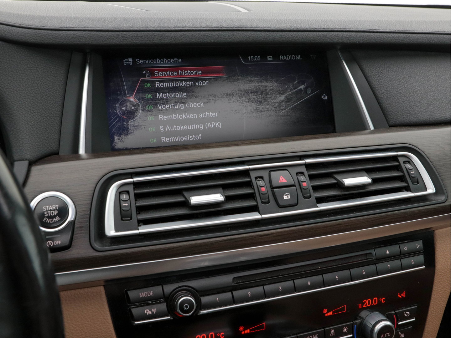 BMW 7 Serie 740d xDrive M-Sportpack Aut. *PANO | LEATHER | FULL-LED | TOPVIEW | NAVI-FULLMAP | SOFTCLOSE | HEAD-UP | HARMAN/KARDON | KEYLESS | CRUISE | HEATED-SPORTSEATS | LANE-ASSIST | MEMORY-PACK | TOWBAR |  20"ALU*