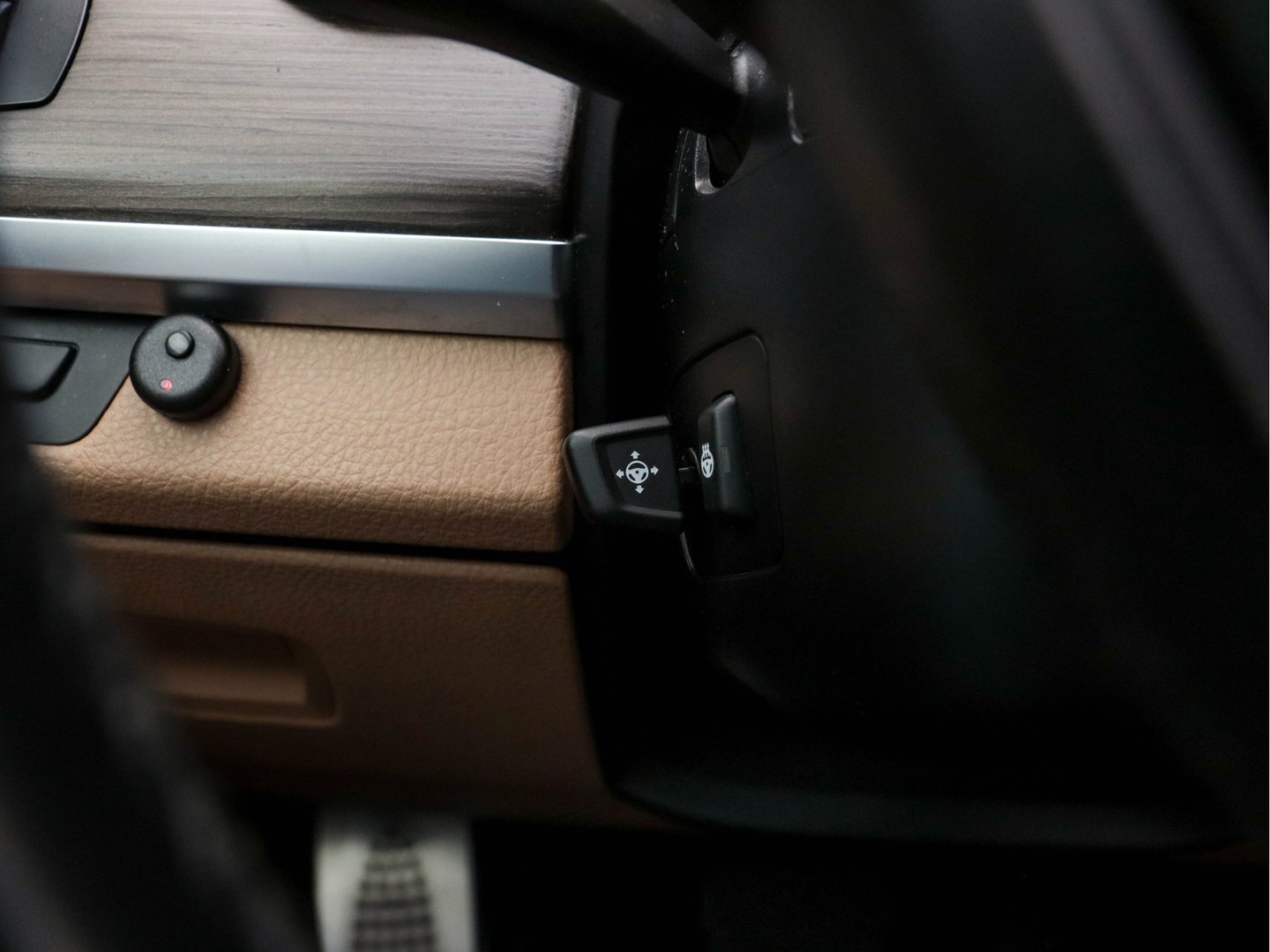 BMW 7 Serie 740d xDrive M-Sportpack Aut. *PANO | LEATHER | FULL-LED | TOPVIEW | NAVI-FULLMAP | SOFTCLOSE | HEAD-UP | HARMAN/KARDON | KEYLESS | CRUISE | HEATED-SPORTSEATS | LANE-ASSIST | MEMORY-PACK | TOWBAR |  20"ALU*