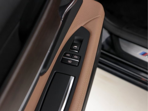 BMW 7 Serie 740d xDrive M-Sportpack Aut. *PANO | LEATHER | FULL-LED | TOPVIEW | NAVI-FULLMAP | SOFTCLOSE | HEAD-UP | HARMAN/KARDON | KEYLESS | CRUISE | HEATED-SPORTSEATS | LANE-ASSIST | MEMORY-PACK | TOWBAR |  20"ALU*