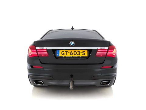 BMW 7 Serie 740d xDrive M-Sportpack Aut. *PANO | LEATHER | FULL-LED | TOPVIEW | NAVI-FULLMAP | SOFTCLOSE | HEAD-UP | HARMAN/KARDON | KEYLESS | CRUISE | HEATED-SPORTSEATS | LANE-ASSIST | MEMORY-PACK | TOWBAR |  20"ALU*