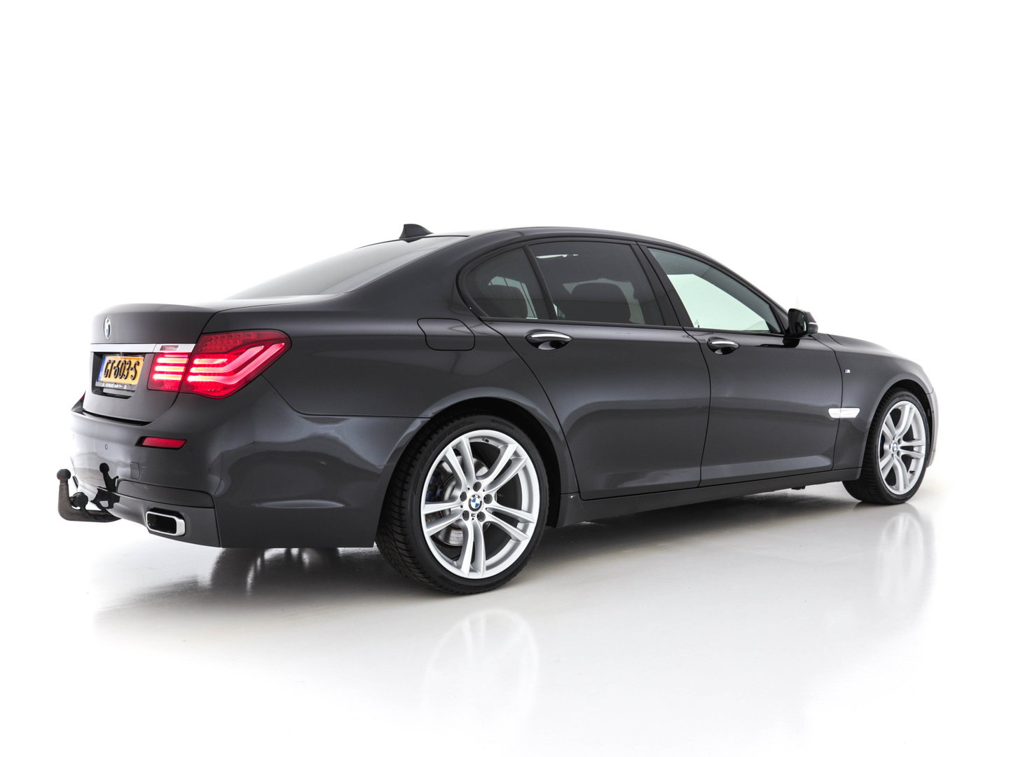 BMW 7 Serie 740d xDrive M-Sportpack Aut. *PANO | LEATHER | FULL-LED | TOPVIEW | NAVI-FULLMAP | SOFTCLOSE | HEAD-UP | HARMAN/KARDON | KEYLESS | CRUISE | HEATED-SPORTSEATS | LANE-ASSIST | MEMORY-PACK | TOWBAR |  20"ALU*