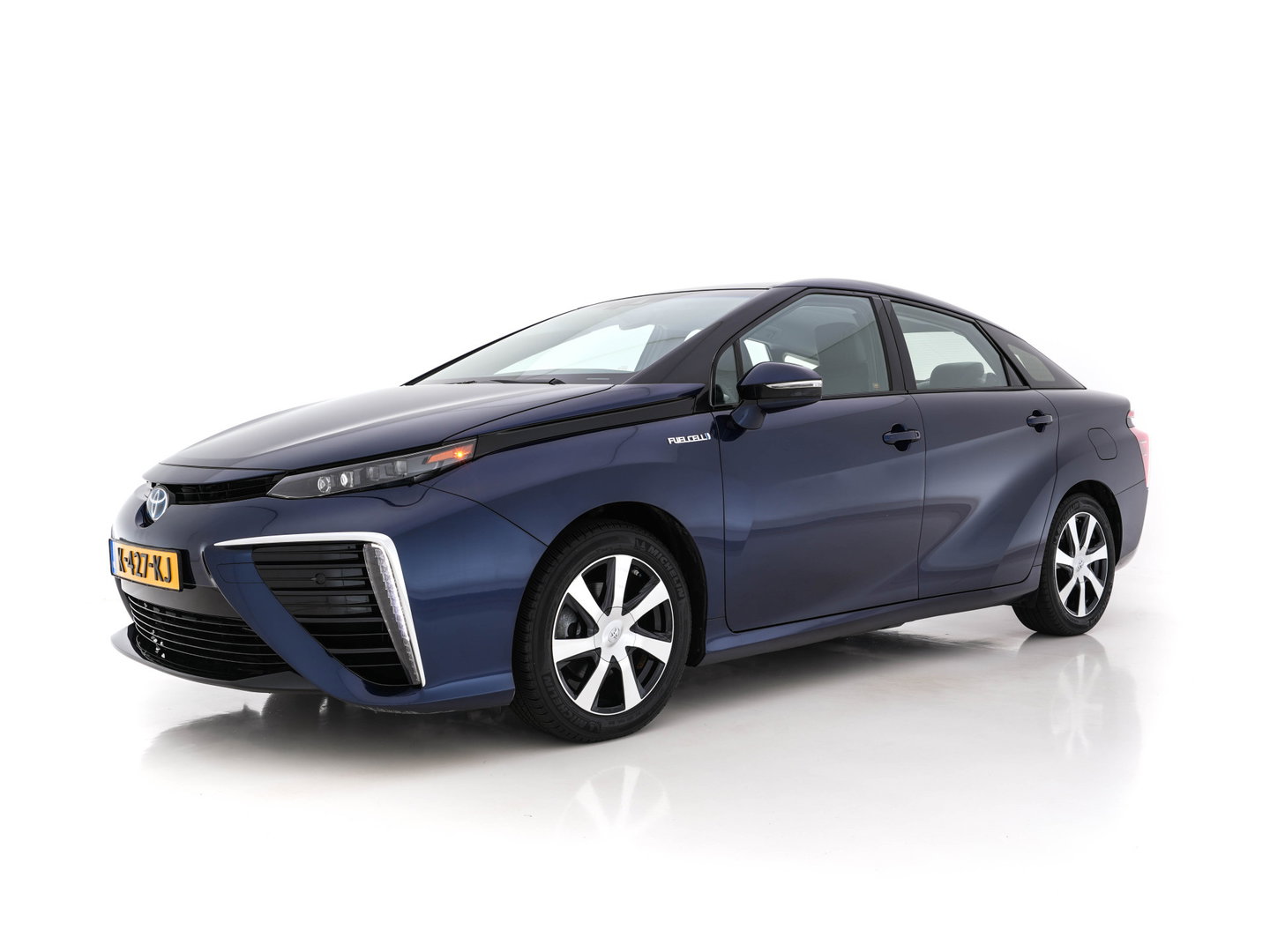 Toyota Mirai FCV Executive [ HYDROGEN ] Aut. *LEATHER | FULL-LED | JBL-AUDIO | CAMERA | KEYLESS | MEMORY-PACK | ADAPTIVE-CRUISE | BLIND-SPOT |  DAB | NAVI-FULLMAP | KEYLESS | DIGI-COCKPIT | COMFORTSEATS | LANE-ASSIST *