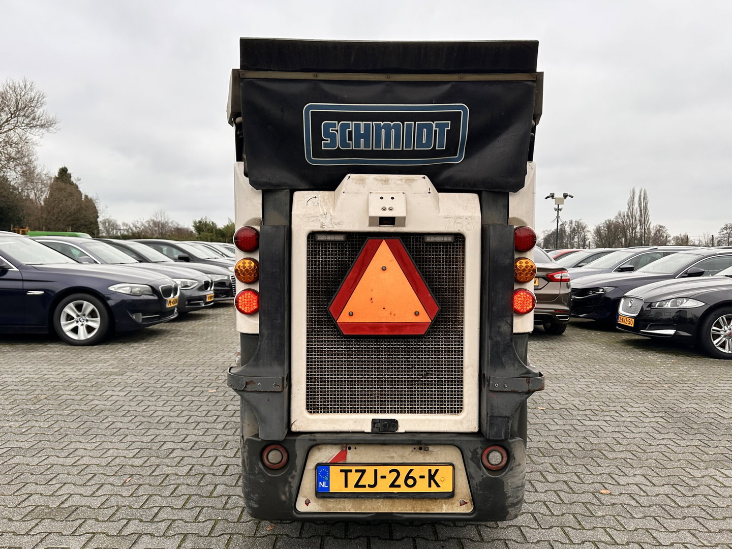 Schmidt SWINGO 200 Compact Sweeper