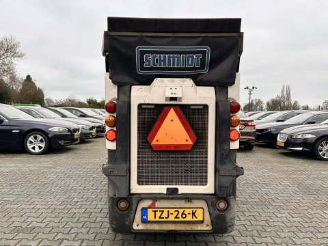 Schmidt SWINGO 200 Compact Sweeper