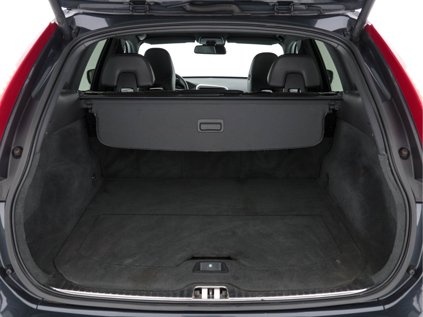 Volvo XC60 2.0 D4 R-Design FWD Aut. *NAVI-FULLMAP | LEATHER-ALCANTARA | ECC | HEATED-SPORTSEATS | PRIVACY-GLASS |  PDC | SHIFTPADDLES | CRUISE | 18"ALU*