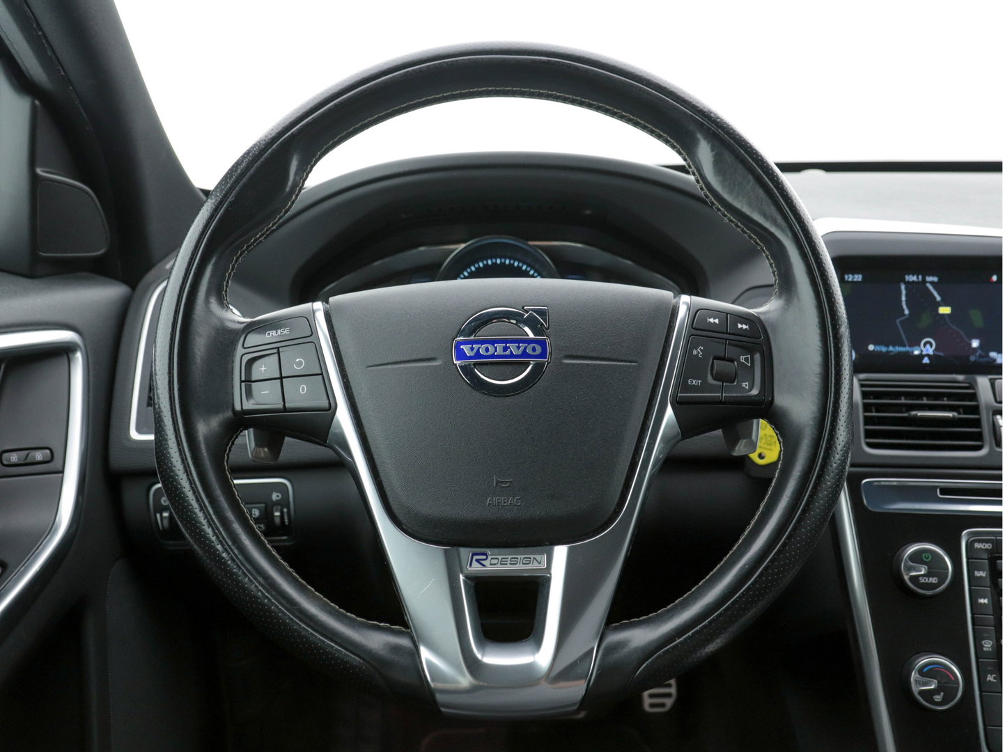 Volvo XC60 2.0 D4 R-Design FWD Aut. *NAVI-FULLMAP | LEATHER-ALCANTARA | ECC | HEATED-SPORTSEATS | PRIVACY-GLASS |  PDC | SHIFTPADDLES | CRUISE | 18"ALU*