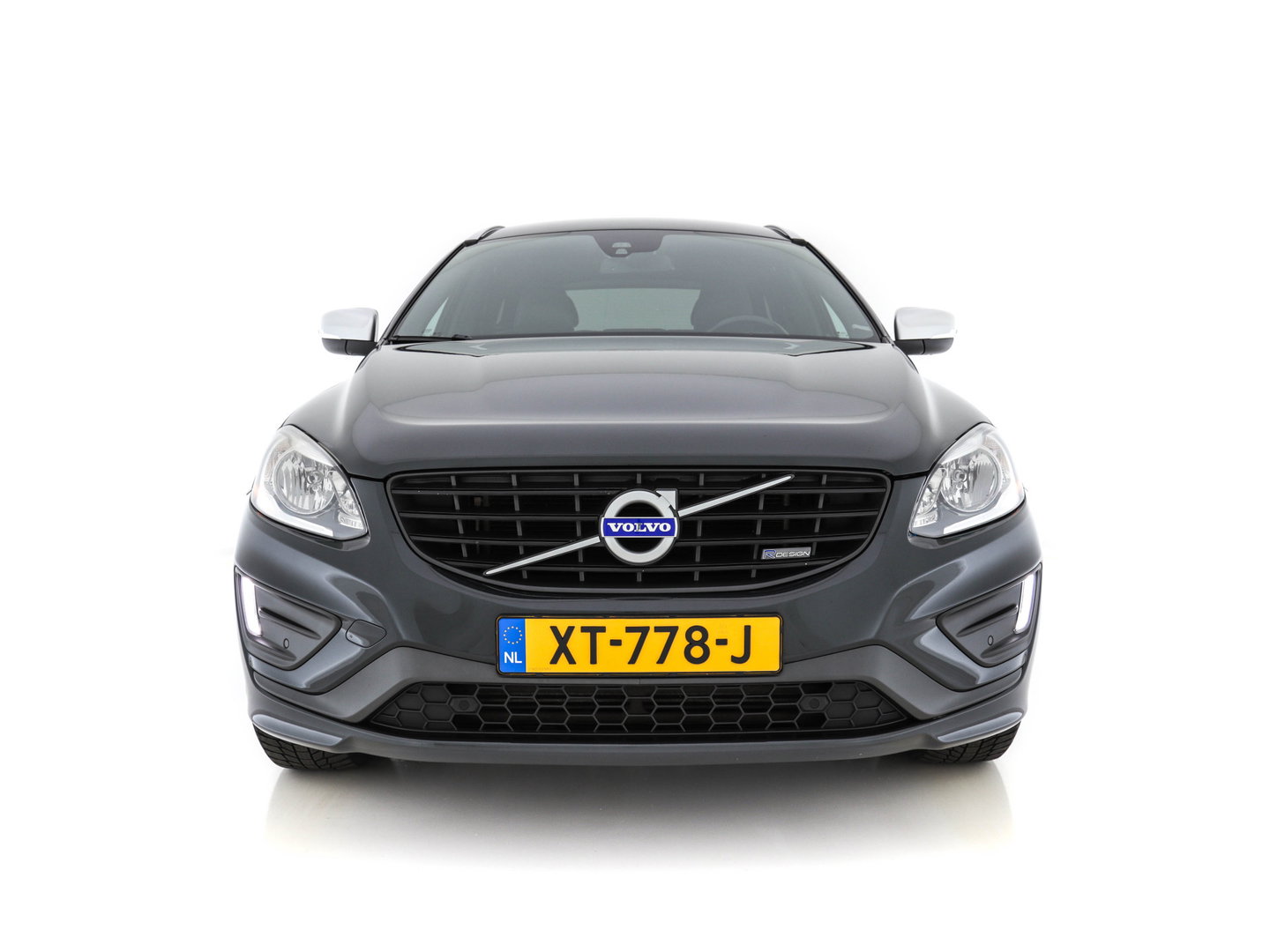 Volvo XC60 2.0 D4 R-Design FWD Aut. *NAVI-FULLMAP | LEATHER-ALCANTARA | ECC | HEATED-SPORTSEATS | PRIVACY-GLASS |  PDC | SHIFTPADDLES | CRUISE | 18"ALU*