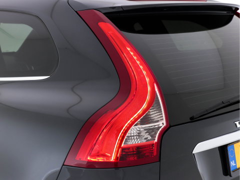Volvo XC60 2.0 D4 R-Design FWD Aut. *NAVI-FULLMAP | LEATHER-ALCANTARA | ECC | HEATED-SPORTSEATS | PRIVACY-GLASS |  PDC | SHIFTPADDLES | CRUISE | 18"ALU*