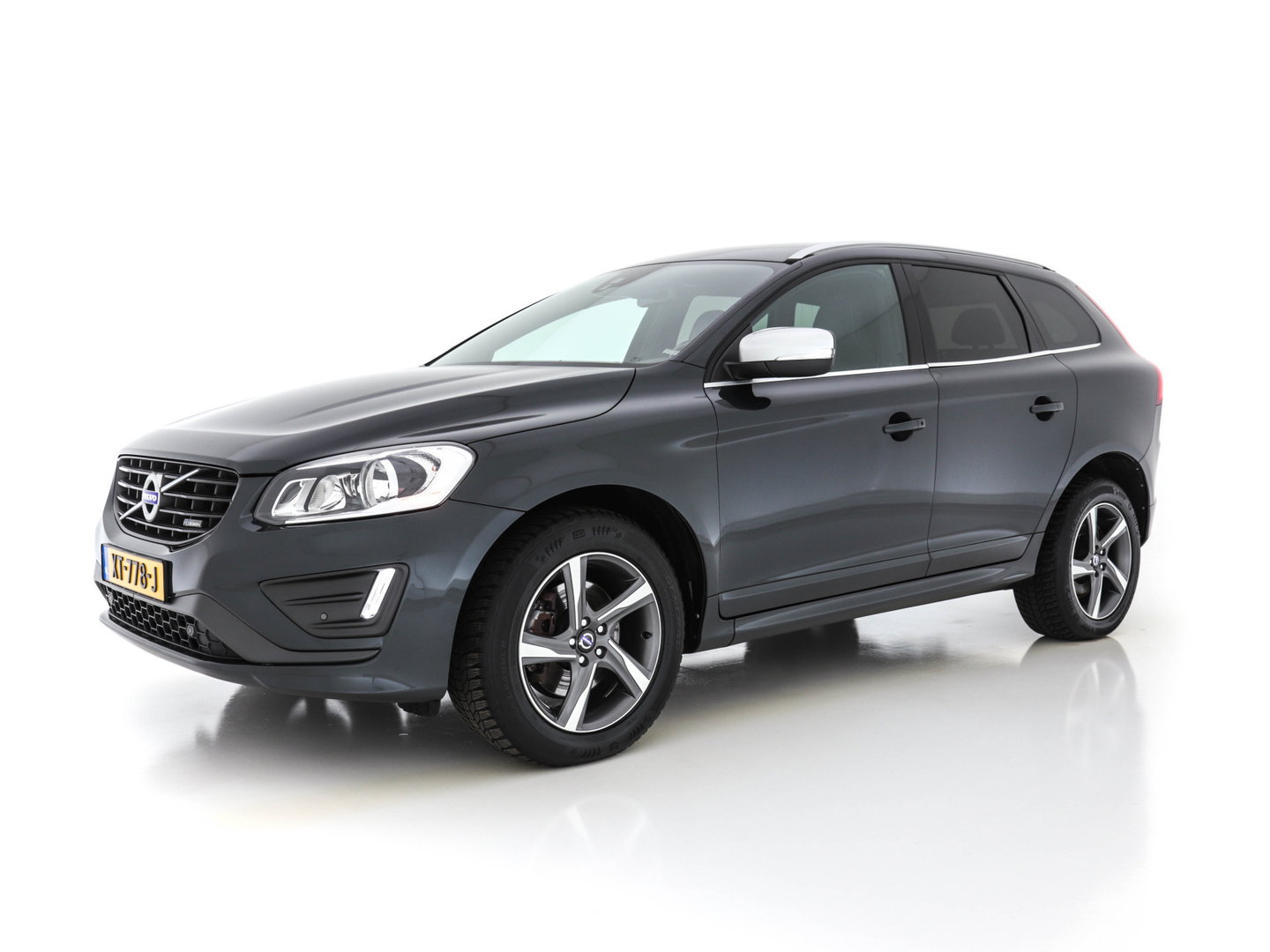Volvo XC60 2.0 D4 R-Design FWD Aut. *NAVI-FULLMAP | LEATHER-ALCANTARA | ECC | HEATED-SPORTSEATS | PRIVACY-GLASS |  PDC | SHIFTPADDLES | CRUISE | 18"ALU*