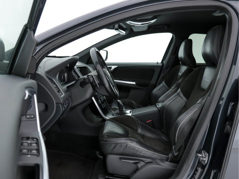 Volvo XC60 2.0 D4 R-Design FWD Aut. *NAVI-FULLMAP | LEATHER-ALCANTARA | ECC | HEATED-SPORTSEATS | PRIVACY-GLASS |  PDC | SHIFTPADDLES | CRUISE | 18"ALU*