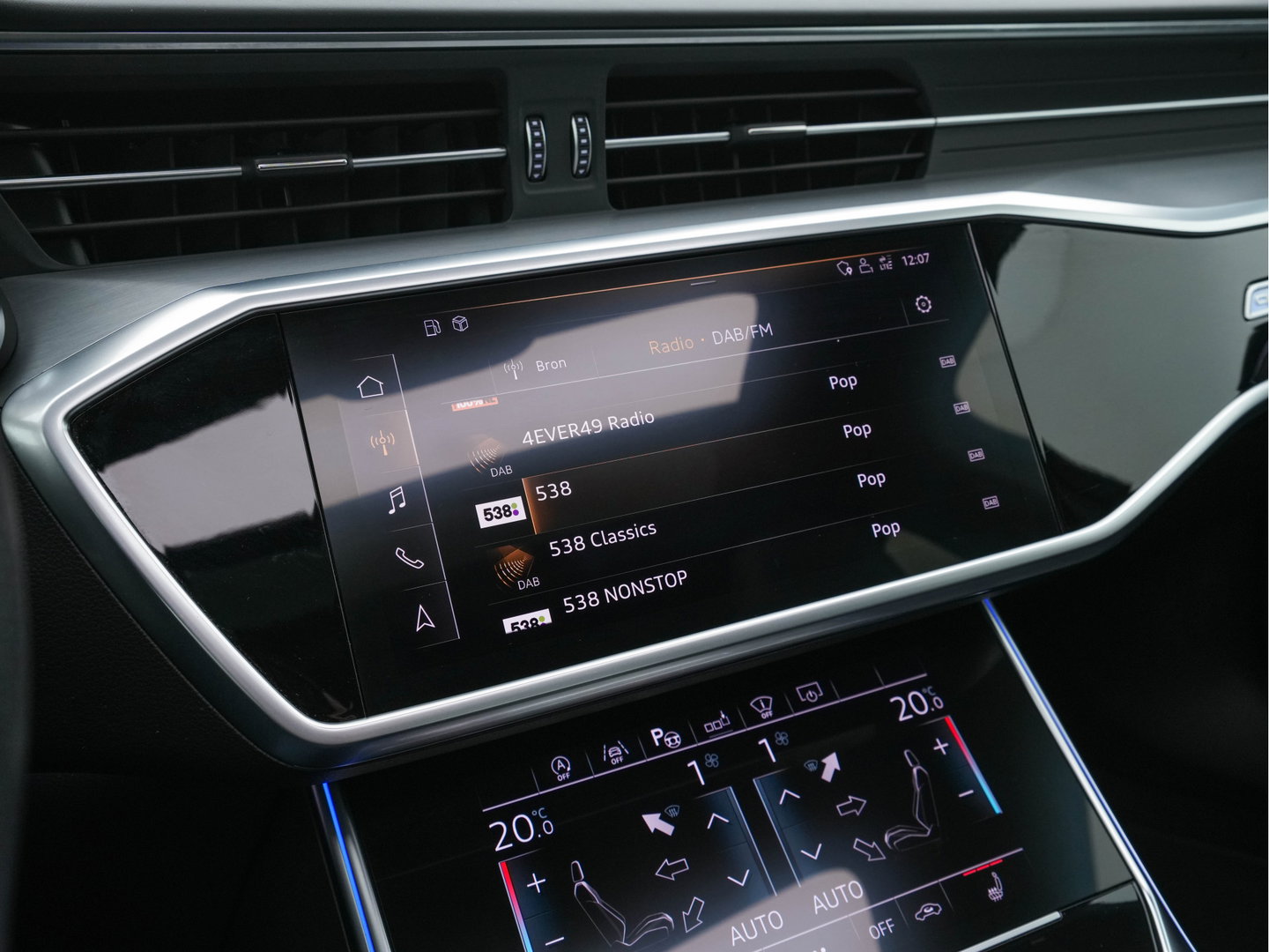 Audi S6 Limousine TDI Quattro Black Edition Aut. *PANO | LEATHER | B&O-SURROUND | MATRIX-LED | DIGI-COCKPIT | HEAD-UP | SPORTSEATS | BLINDSPOT | LANE-ASSIST | MEMORY-PACK | AIRSUSPENSION | ADAPT.CRUISE | NAVI-FULLMAP | ...