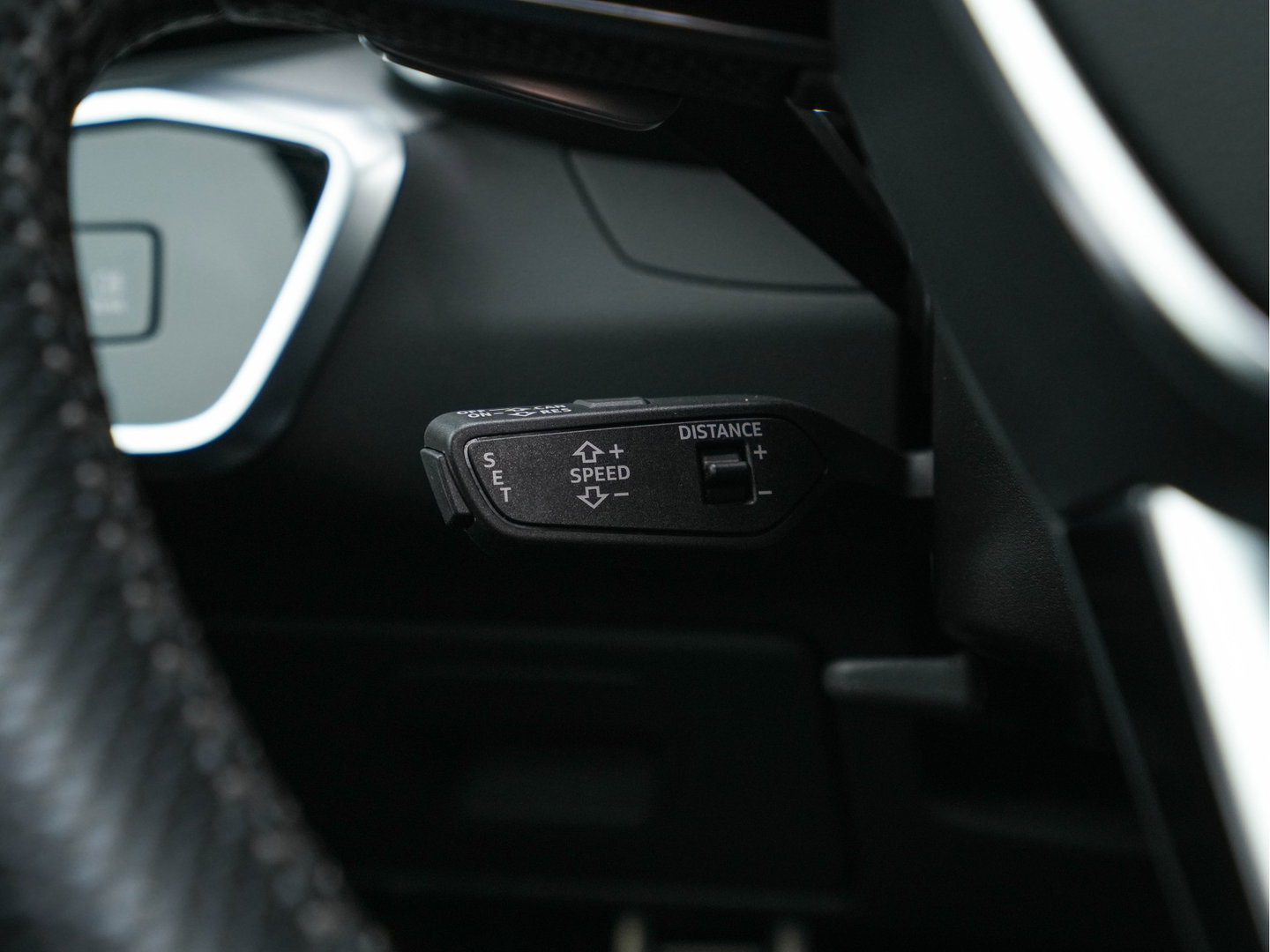 Audi S6 Limousine TDI Quattro Black Edition Aut. *PANO | LEATHER | B&O-SURROUND | MATRIX-LED | DIGI-COCKPIT | HEAD-UP | SPORTSEATS | BLINDSPOT | LANE-ASSIST | MEMORY-PACK | AIRSUSPENSION | ADAPT.CRUISE | NAVI-FULLMAP | ...