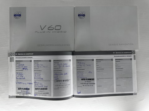 Volvo V60 2.4 D6 AWD Hybrid Summum ( Plug-In) Aut. *PANO | BI-XENON | LEATHER | PREMIUM-SOUND-AUDIO | NAVI-FULLMAP | MEMORY-PACK | ADAPTIVE-CRUISE | CAMERA | HEATED-SPORTSEATS | TOWBAR | BLINDSPOT | 18"ALU*