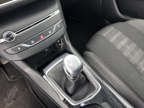 Peugeot 308 SW 1.6 BlueHDI Blue Lease Executive Pack *PANO | CAMERA | NAVI-FULLMAP | ECC | PDC | CRUISE | LANE-ASSIST | COMFORT-SEATS | 16"ALU*