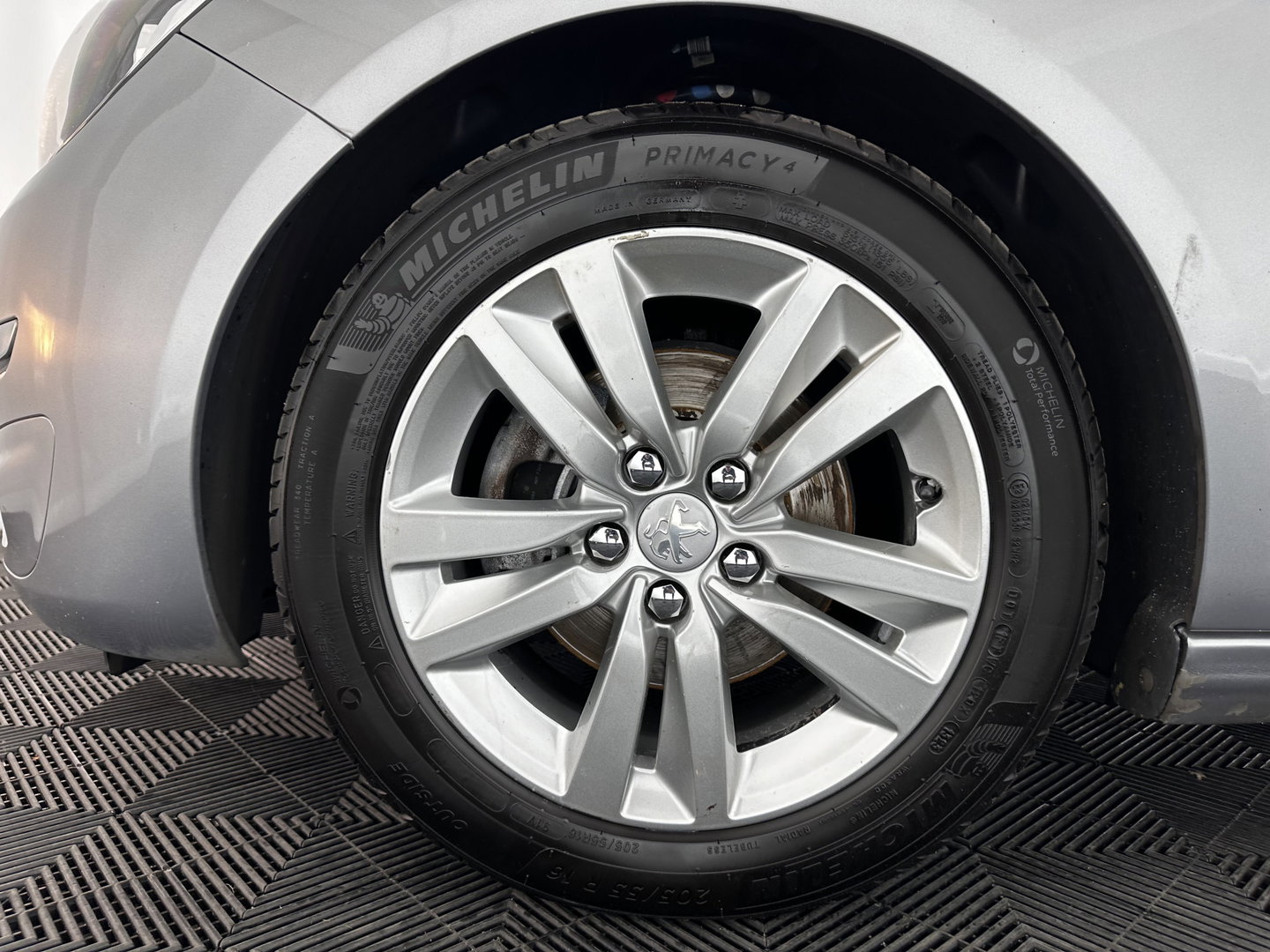 Peugeot 308 SW 1.6 BlueHDI Blue Lease Executive Pack *PANO | CAMERA | NAVI-FULLMAP | ECC | PDC | CRUISE | LANE-ASSIST | COMFORT-SEATS | 16"ALU*