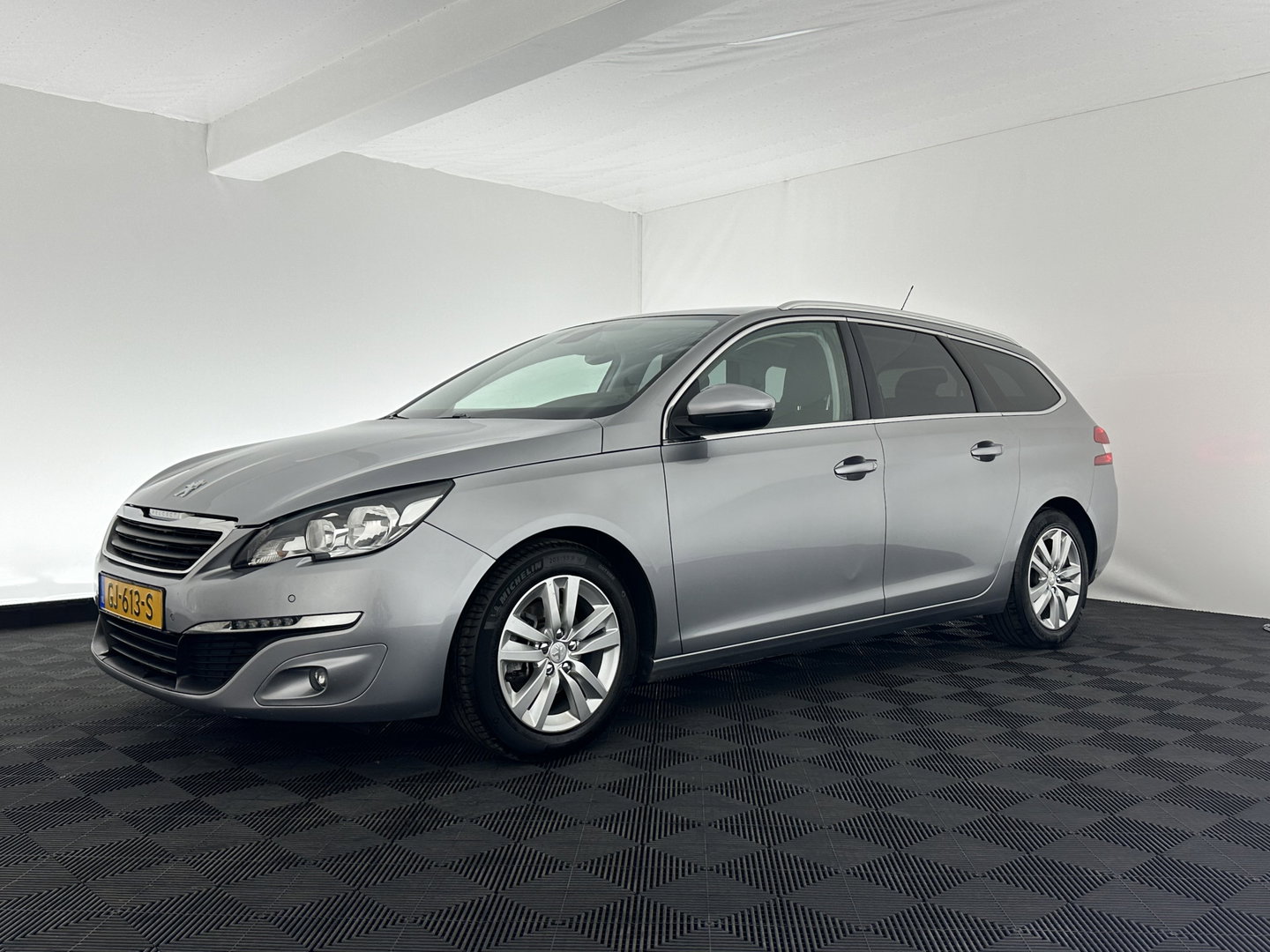 Peugeot 308 SW 1.6 BlueHDI Blue Lease Executive Pack *PANO | CAMERA | NAVI-FULLMAP | ECC | PDC | CRUISE | LANE-ASSIST | COMFORT-SEATS | 16"ALU*