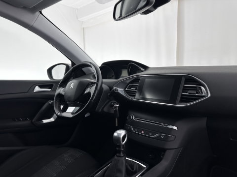Peugeot 308 SW 1.6 BlueHDI Blue Lease Executive Pack *PANO | CAMERA | NAVI-FULLMAP | ECC | PDC | CRUISE | LANE-ASSIST | COMFORT-SEATS | 16"ALU*