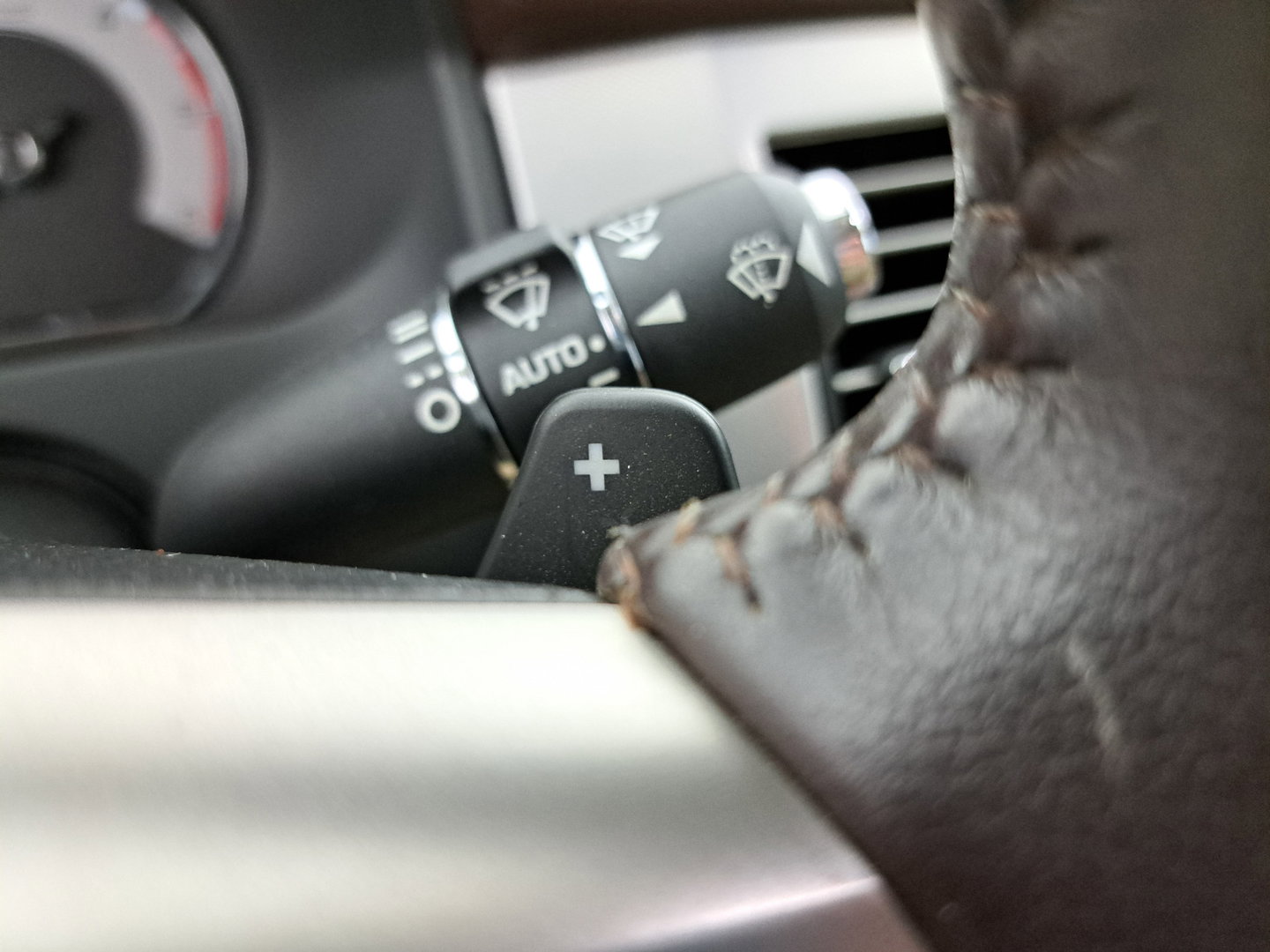 Jaguar XF 2.7D V6 Premium Luxury (⚠️#DISTRIBUTION OFF TIME NO STARTING #) Aut. *LEATHER | NAVI-FULLMAP | KEYLESS | BI-XENON | CAMERA | SHIFT-PADDLES | ENTERTAINMENT-PACK | ECC | PDC | CRUISE | COMFORT-SEATS | PRIVACY-GLASS |  19''ALU*