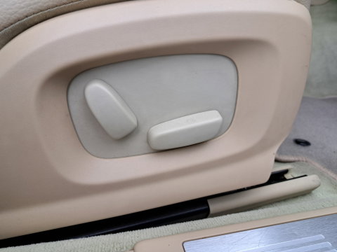 Jaguar XF 2.7D V6 Premium Luxury (⚠️#DISTRIBUTION OFF TIME NO STARTING #) Aut. *LEATHER | NAVI-FULLMAP | KEYLESS | BI-XENON | CAMERA | SHIFT-PADDLES | ENTERTAINMENT-PACK | ECC | PDC | CRUISE | COMFORT-SEATS | PRIVACY-GLASS |  19''ALU*