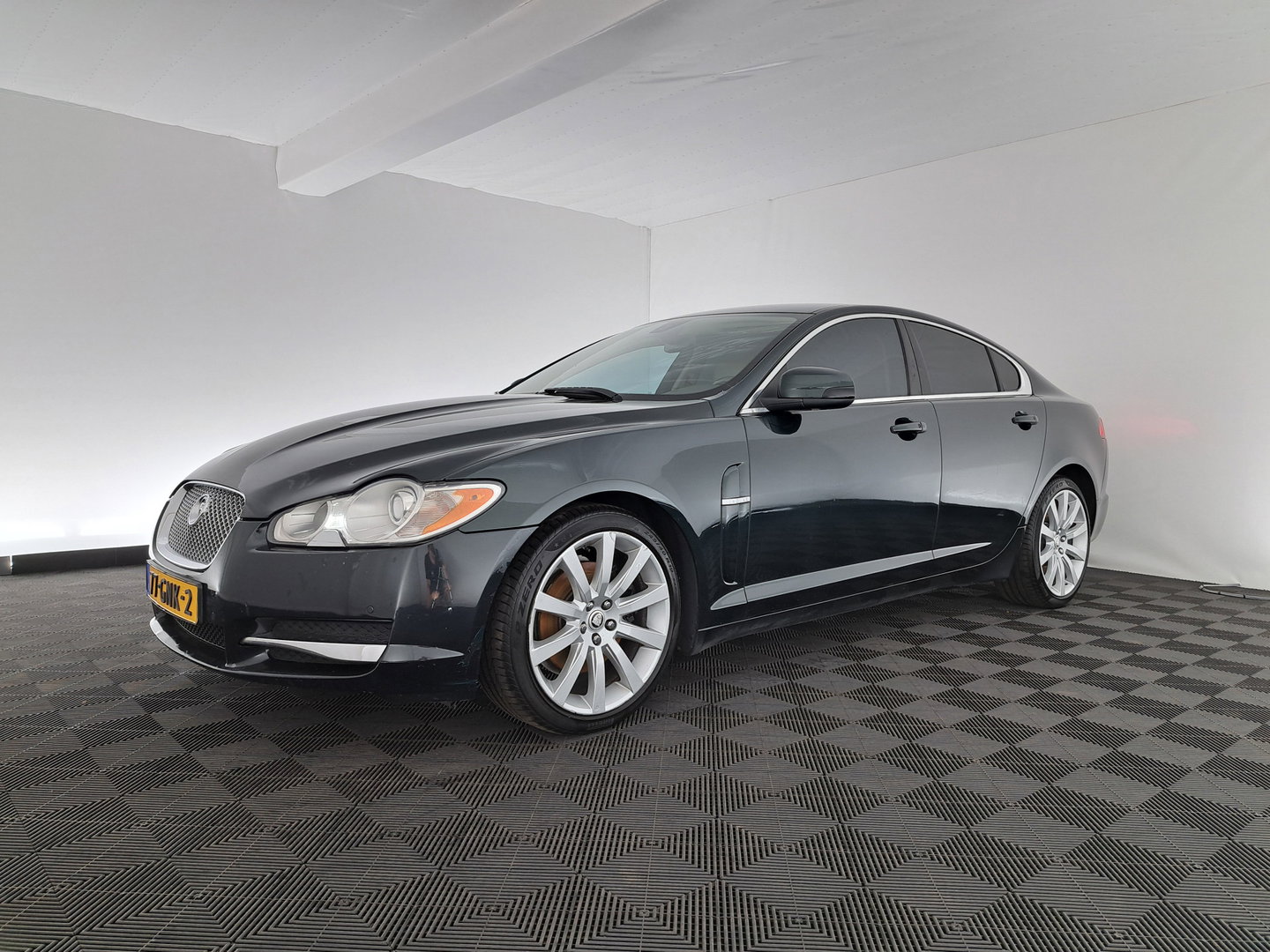Jaguar XF 2.7D V6 Premium Luxury (⚠️#DISTRIBUTION OFF TIME NO STARTING #) Aut. *LEATHER | NAVI-FULLMAP | KEYLESS | BI-XENON | CAMERA | SHIFT-PADDLES | ENTERTAINMENT-PACK | ECC | PDC | CRUISE | COMFORT-SEATS | PRIVACY-GLASS |  19''ALU*