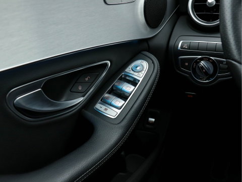 Mercedes-Benz C-Klasse Estate (⚠️) 350 e Avantgarde (INCL-BTW ) Aut *NAVI-FULLMAP | FULL-LED | LEATHER-FABRIC | CAMERA | AIRMATIC | ECC | PDC | CRUISE | HEATED-SPORTSEATS | SHIFT-PADDLES |  17"ALU*