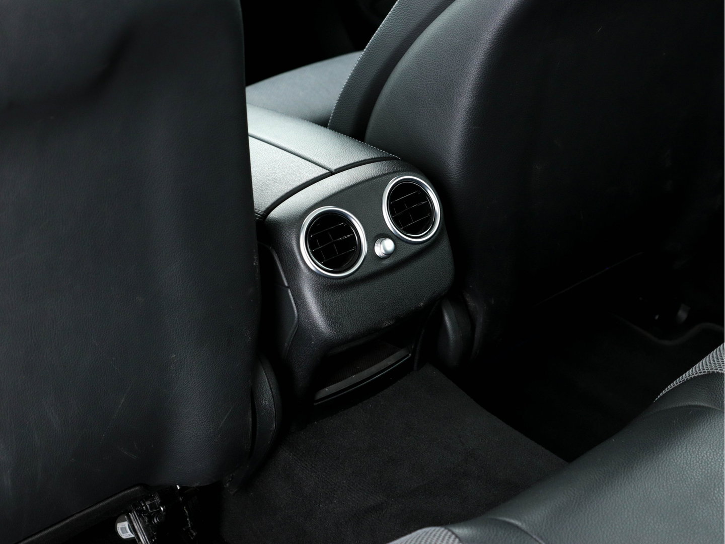Mercedes-Benz C-Klasse Estate (⚠️) 350 e Avantgarde (INCL-BTW ) Aut *NAVI-FULLMAP | FULL-LED | LEATHER-FABRIC | CAMERA | AIRMATIC | ECC | PDC | CRUISE | HEATED-SPORTSEATS | SHIFT-PADDLES |  17"ALU*