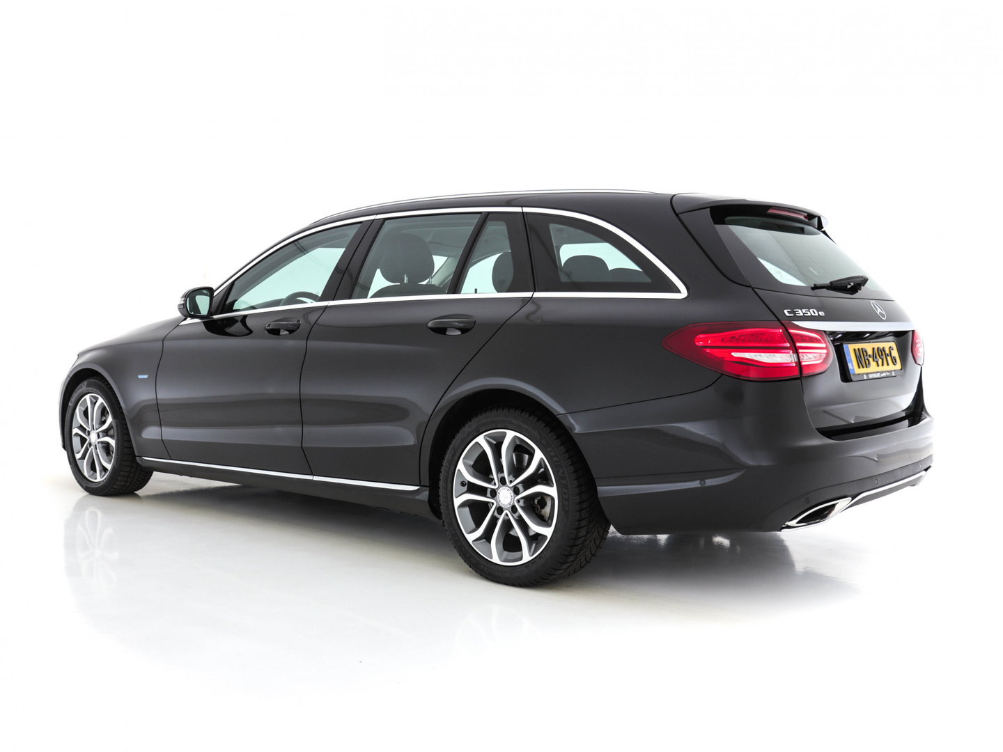 Mercedes-Benz C-Klasse Estate (⚠️) 350 e Avantgarde (INCL-BTW ) Aut *NAVI-FULLMAP | FULL-LED | LEATHER-FABRIC | CAMERA | AIRMATIC | ECC | PDC | CRUISE | HEATED-SPORTSEATS | SHIFT-PADDLES |  17"ALU*