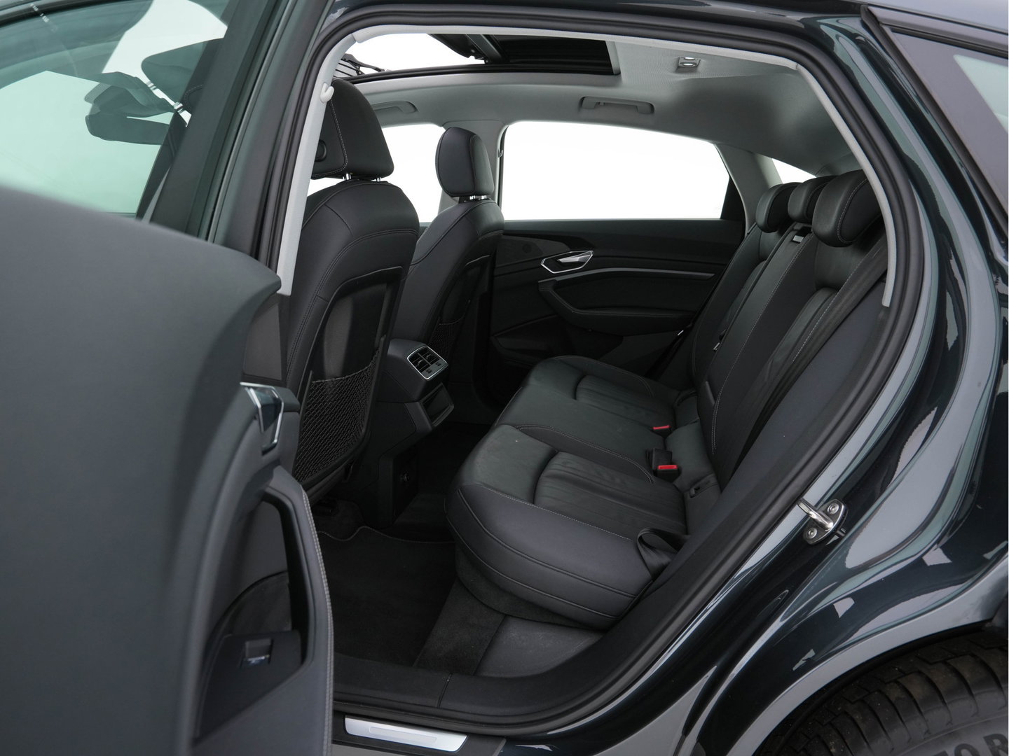 Audi e-tron Sportback 55 Quattro 95 kWh ( 3-Fase-11kW) ) [ SOH-100% ] Aut. *HEATPUMP | PANO | LEATHER |  ADAPTVE-CRUISE | DIGI-COCKPIT | FULL-LED | MEMORY-PACK | KEYLESS | NAVI-FULLMAP | AUDI-SOUND | COMFORT-SEATS | 20''ALU*