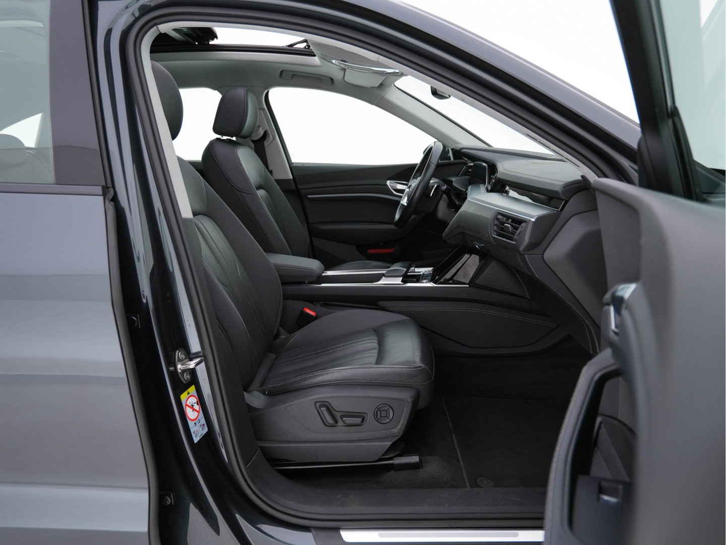 Audi e-tron Sportback 55 Quattro 95 kWh ( 3-Fase-11kW) ) [ SOH-100% ] Aut. *HEATPUMP | PANO | LEATHER |  ADAPTVE-CRUISE | DIGI-COCKPIT | FULL-LED | MEMORY-PACK | KEYLESS | NAVI-FULLMAP | AUDI-SOUND | COMFORT-SEATS | 20''ALU*