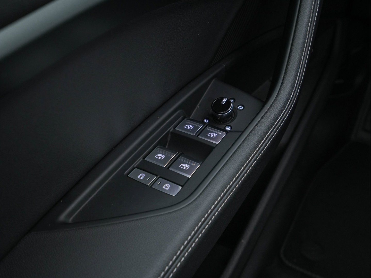 Audi e-tron Sportback 55 Quattro 95 kWh ( 3-Fase-11kW) ) [ SOH-100% ] Aut. *HEATPUMP | PANO | LEATHER |  ADAPTVE-CRUISE | DIGI-COCKPIT | FULL-LED | MEMORY-PACK | KEYLESS | NAVI-FULLMAP | AUDI-SOUND | COMFORT-SEATS | 20''ALU*