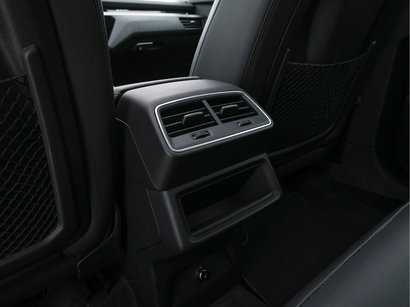 Audi e-tron Sportback 55 Quattro 95 kWh ( 3-Fase-11kW) ) [ SOH-100% ] Aut. *HEATPUMP | PANO | LEATHER |  ADAPTVE-CRUISE | DIGI-COCKPIT | FULL-LED | MEMORY-PACK | KEYLESS | NAVI-FULLMAP | AUDI-SOUND | COMFORT-SEATS | 20''ALU*