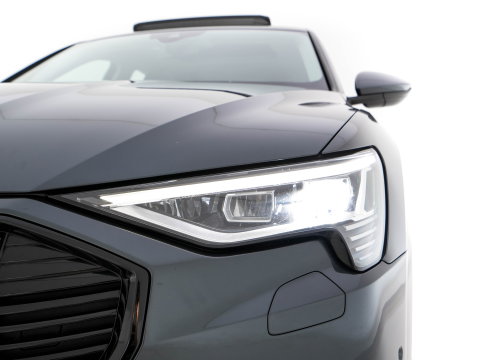 Audi e-tron Sportback 55 Quattro 95 kWh ( 3-Fase-11kW) ) [ SOH-100% ] Aut. *HEATPUMP | PANO | LEATHER |  ADAPTVE-CRUISE | DIGI-COCKPIT | FULL-LED | MEMORY-PACK | KEYLESS | NAVI-FULLMAP | AUDI-SOUND | COMFORT-SEATS | 20''ALU*