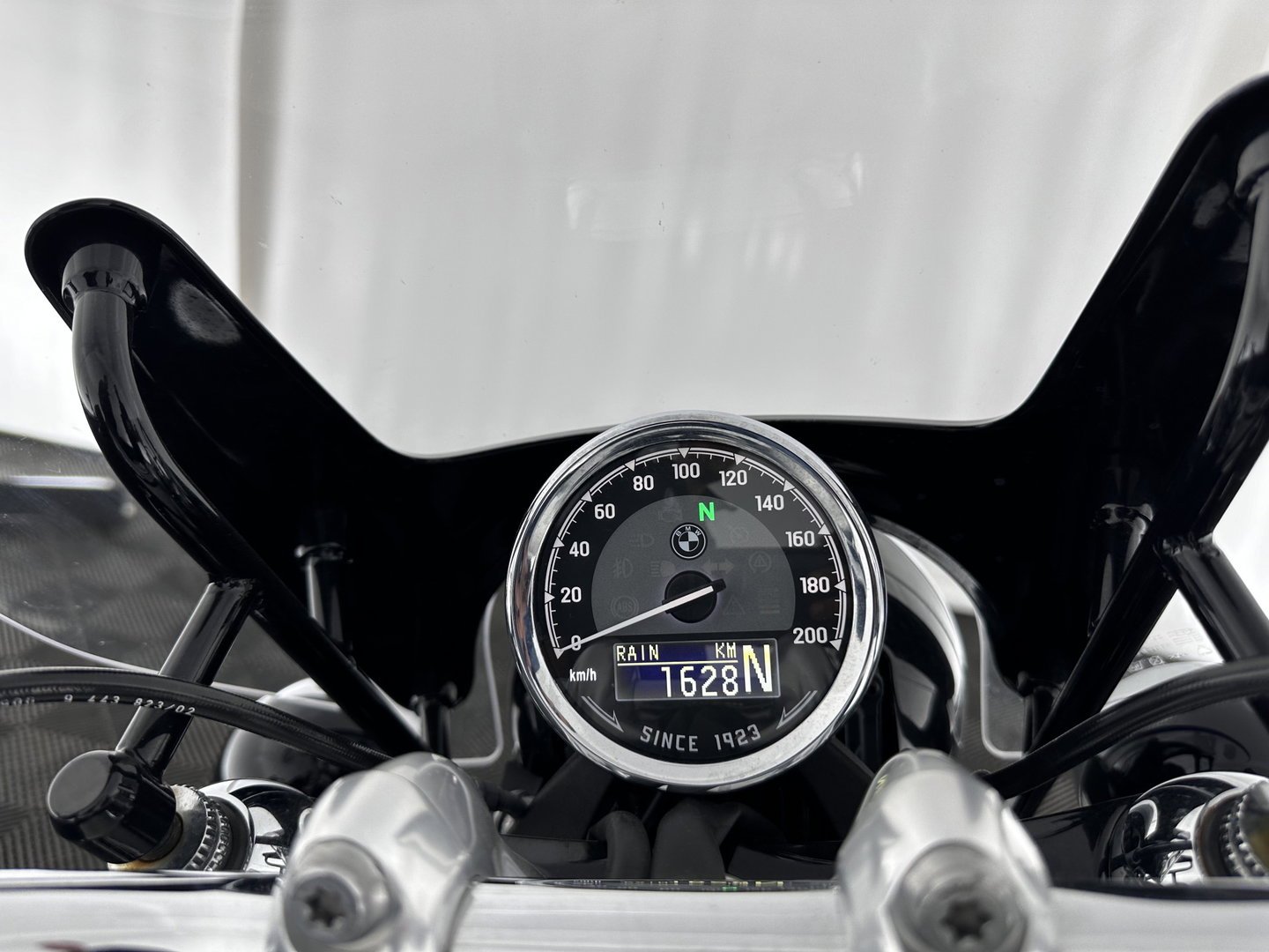 BMW R 18 Classic Option-719 (INCL-BTW) *REVERSE GEAR | CRUISE | LEATHER | LED-LIGHTS | ABS | ESP | AIRSCARF | SIDE-CASES | HANDLE-HEATING*