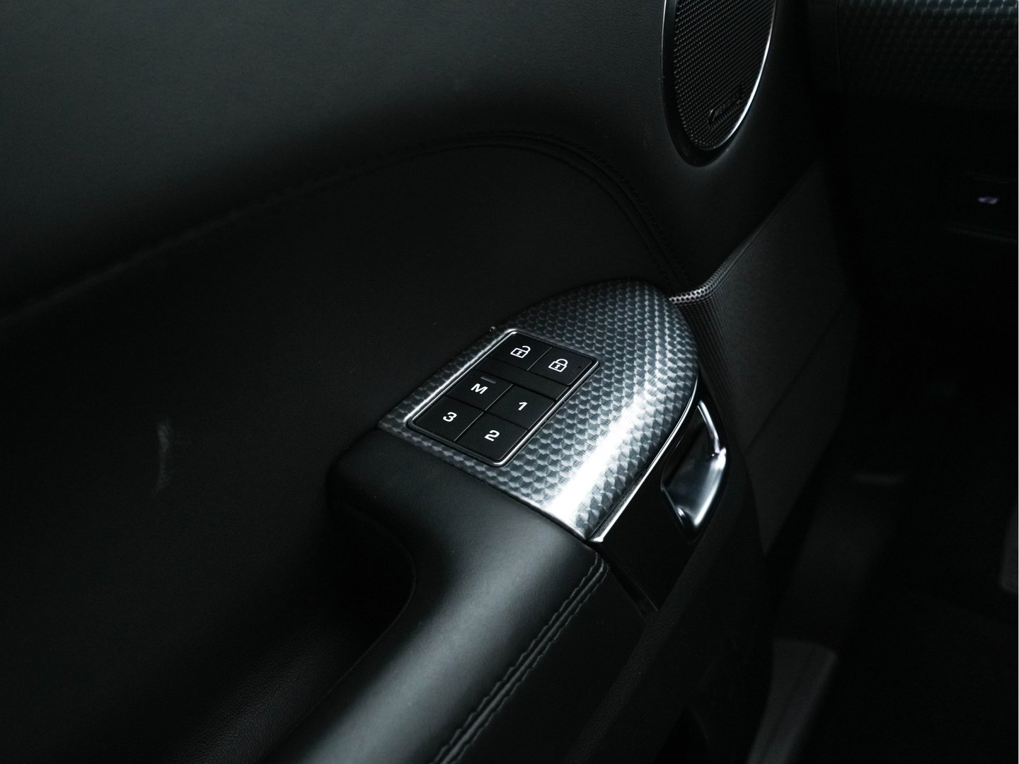 Land Rover Range Rover Sport P400e Limited-Edition Black-Line {SOH-100%} Aut. *PANO | OXFORD-FULL-LEATHER| MATRIX-LED | MERIDIAN-SURROUND | NAVI-FULLMAP | HEAD-UP | KEYLESS |  DAB | MEMORY-PACK | DIGI-COCKPIT | SURROUND-VIEW | COMFORT-SEATS | 21"ALU*
