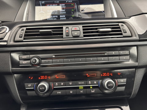 BMW 5 Serie Touring 518d Executive Aut. *NAVI-FULLMAP | BI-XENON | CARPLAY |  LANE-ASSIST | TOWBAR | ECC | PDC | CRUISE | COMFORT-SEATS | AMBIENT-LIGHT | 17''ALU*