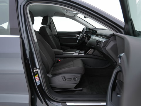 Audi e-tron Sportback 55 Quattro Business edition 95 kWh [ 3-Fase-11kW ] {SOH-100%} (INCL-BTW) *DIGI-COCKPIT | FULL-LED | MEMORY-PACK | DAB | KEYLESS | NAVI-FULLMAP | SHIFTPADDLES | AUDI-SOUND | COMFORTSEATS | 20''ALU*
