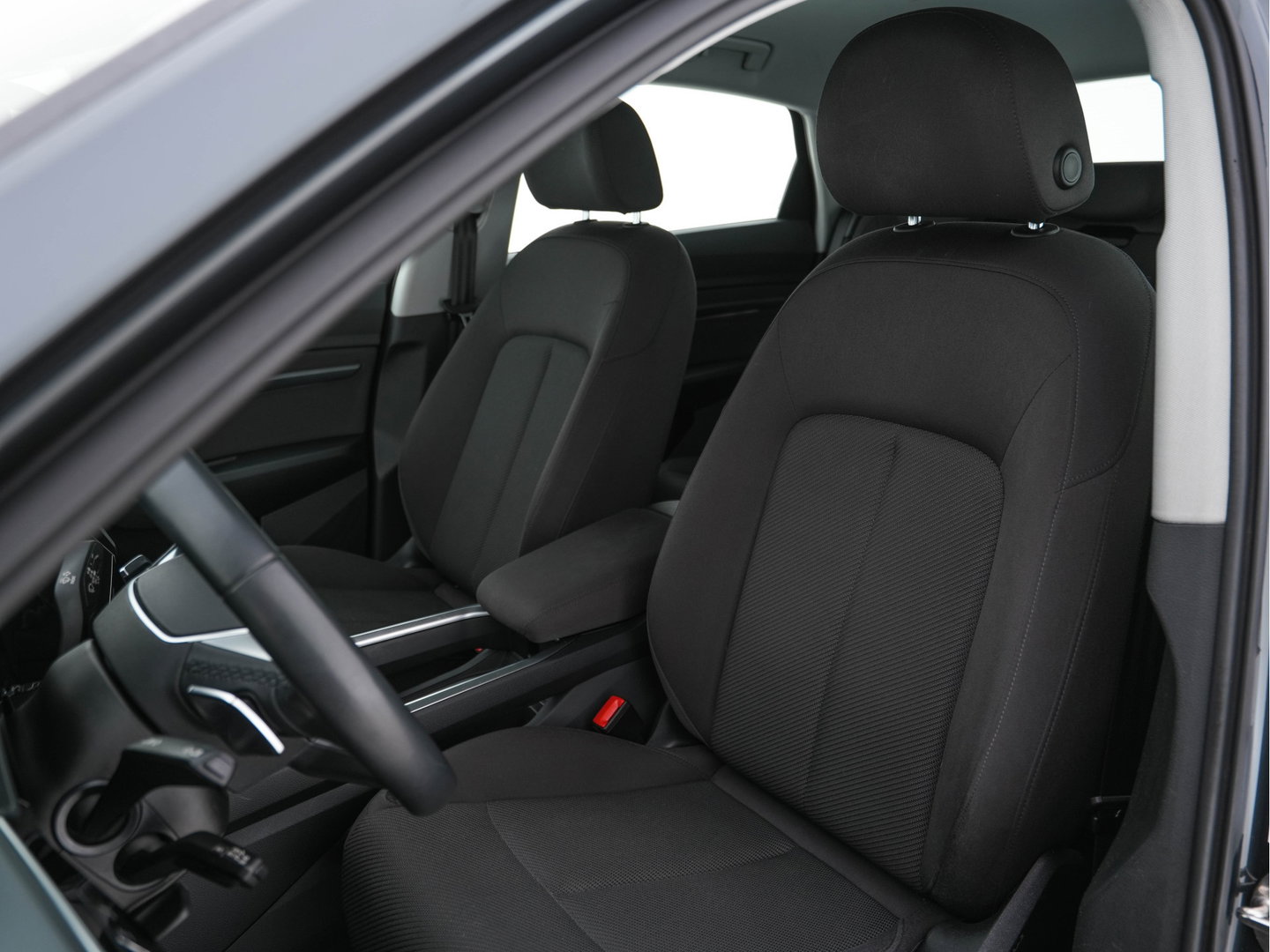 Audi e-tron Sportback 55 Quattro Business edition 95 kWh [ 3-Fase-11kW ] {SOH-100%} (INCL-BTW) *DIGI-COCKPIT | FULL-LED | MEMORY-PACK | DAB | KEYLESS | NAVI-FULLMAP | SHIFTPADDLES | AUDI-SOUND | COMFORTSEATS | 20''ALU*