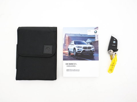 BMW X1 sDrive16d Centennial High Executive *LEATHER | NAVI-FULLMAP | HIFI-SOUND | FULL-LED | HEAD-UP | DAB | PRIVACY-GLASS | ECC | PDC | CRUISE | HEATED-COMFORTSEATS | TOWBAR | KEYLESS | 17"ALU*