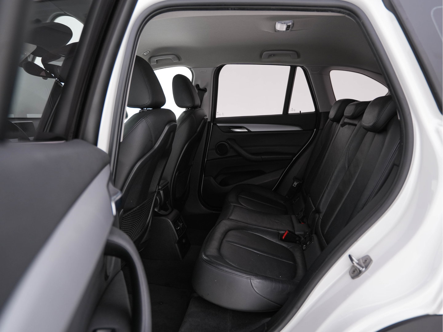 BMW X1 sDrive16d Centennial High Executive *LEATHER | NAVI-FULLMAP | HIFI-SOUND | FULL-LED | HEAD-UP | DAB | PRIVACY-GLASS | ECC | PDC | CRUISE | HEATED-COMFORTSEATS | TOWBAR | KEYLESS | 17"ALU*