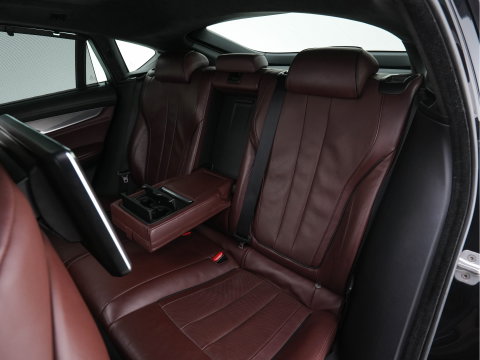 BMW X6 xDrive 40d M-Aerodynamica High Executive Aut. *PANO | LEATHER | BANG/OLUFSEN-SURROUND | HEAD-UP | SOFT-CLOSE | FULL-LED | MEMORY-PACK | DIGI-COCKPIT | KEYLESS | CAMERA | NAVI-FULLMAP | HEATED-SPORTSEATS | 21"ALU*