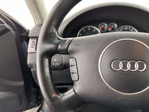 Audi A6 Limousine 2.4 MT (⚠️) Aut. *LEATHER | ECC | PDC | CRUISE | RADIO-CD | COMFORT-SEATS | 17"ALU*