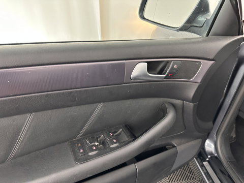 Audi A6 Limousine 2.4 MT (⚠️) Aut. *LEATHER | ECC | PDC | CRUISE | RADIO-CD | COMFORT-SEATS | 17"ALU*
