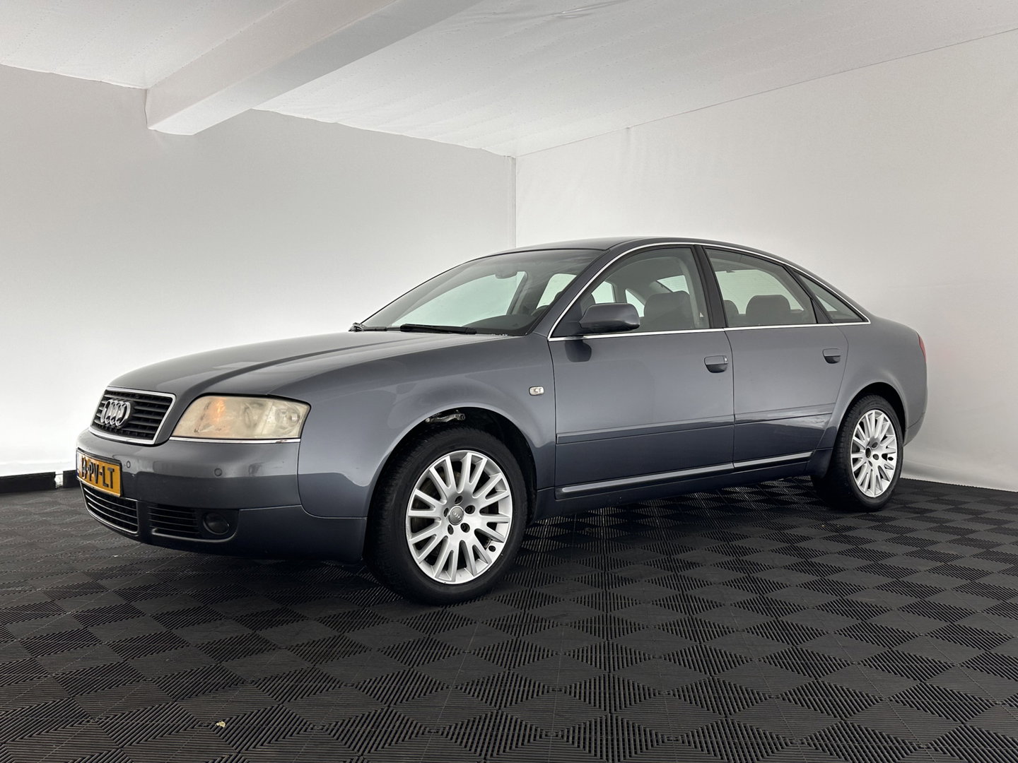 Audi A6 Limousine 2.4 MT (⚠️) Aut. *LEATHER | ECC | PDC | CRUISE | RADIO-CD | COMFORT-SEATS | 17"ALU*