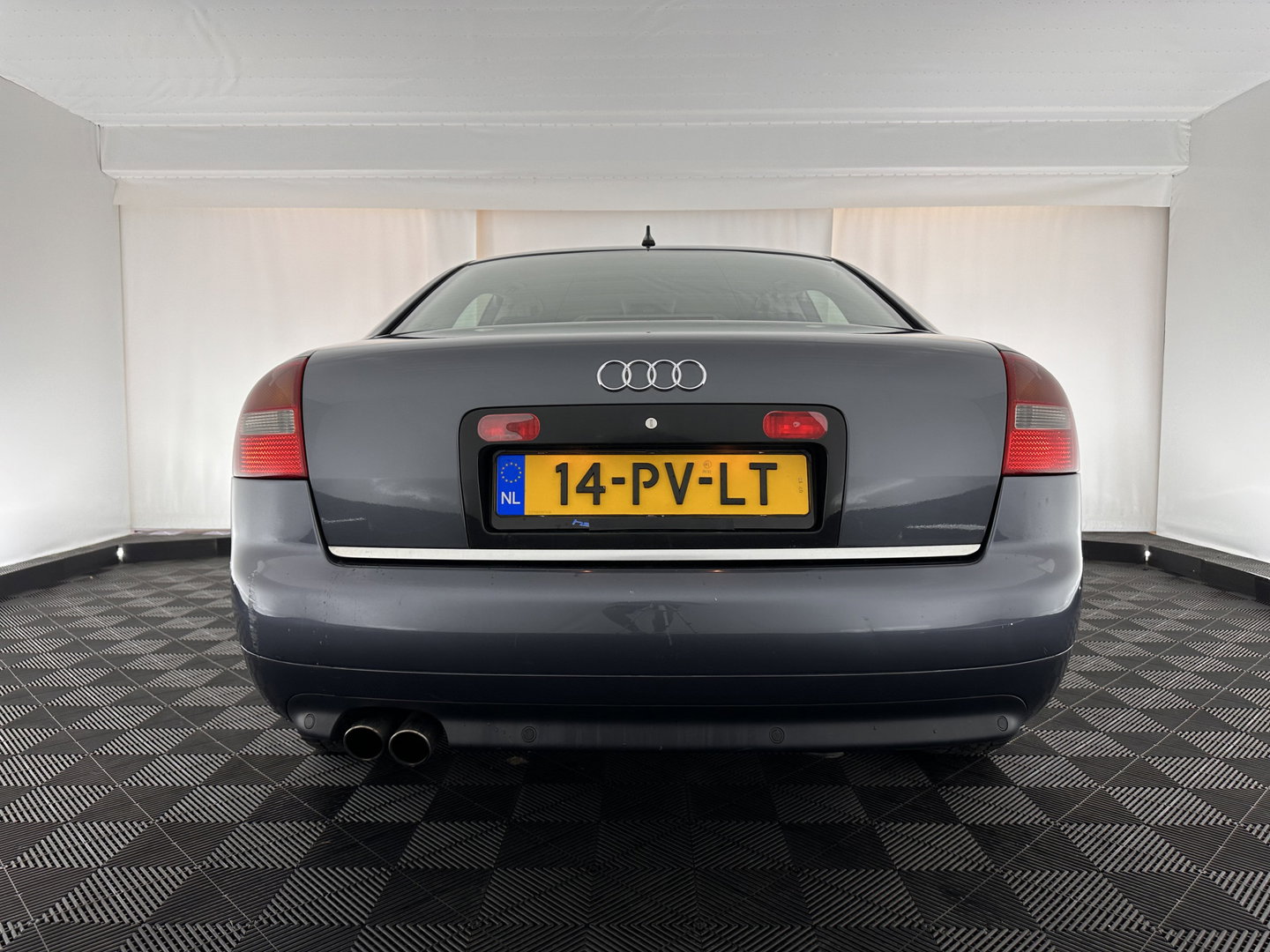 Audi A6 Limousine 2.4 MT (⚠️) Aut. *LEATHER | ECC | PDC | CRUISE | RADIO-CD | COMFORT-SEATS | 17"ALU*