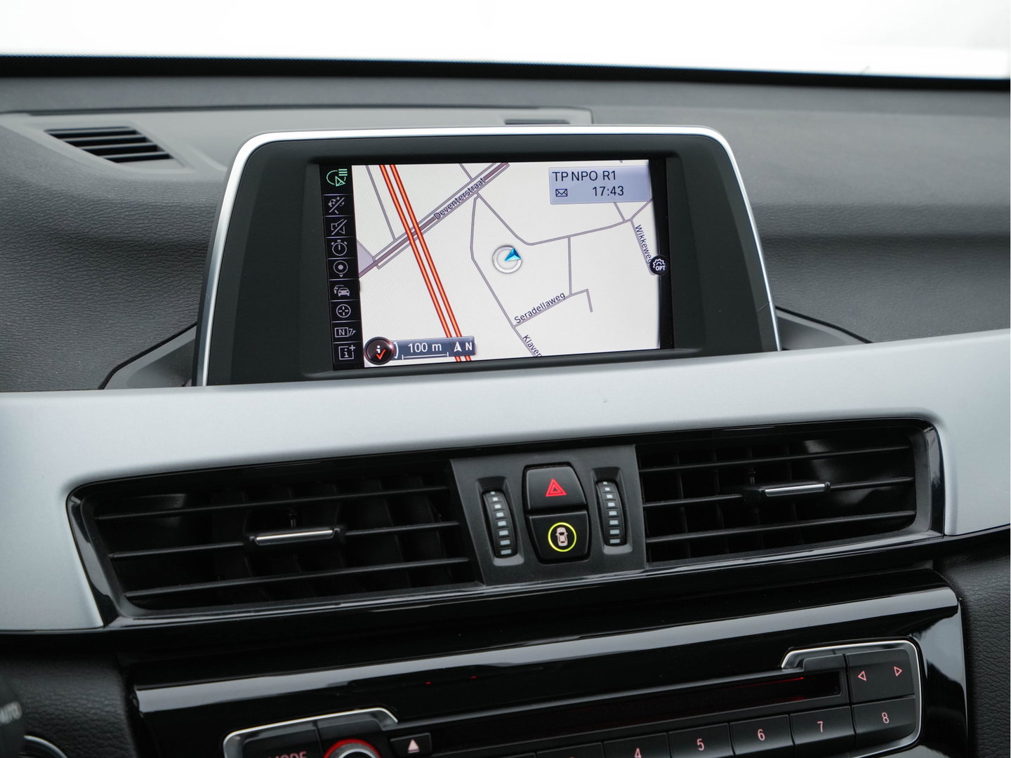 BMW X1 sDrive16d Centennial Executive *NAVI-FULLMAP | FULL-LED | ECC | PDC | CRUISE | COMFORT-SEATS | TOWBAR | 17''ALU *